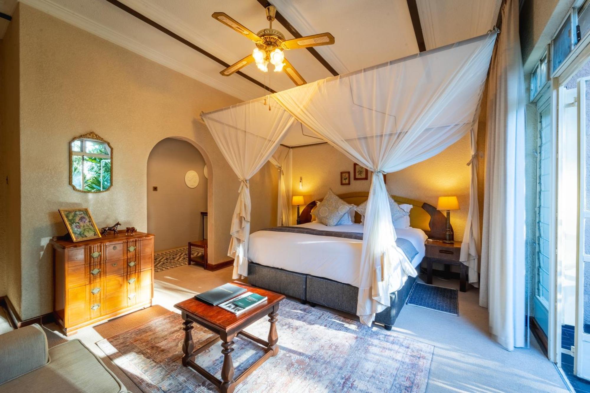 The Victorian Manor Bed & Breakfast Victoria Falls Exterior foto